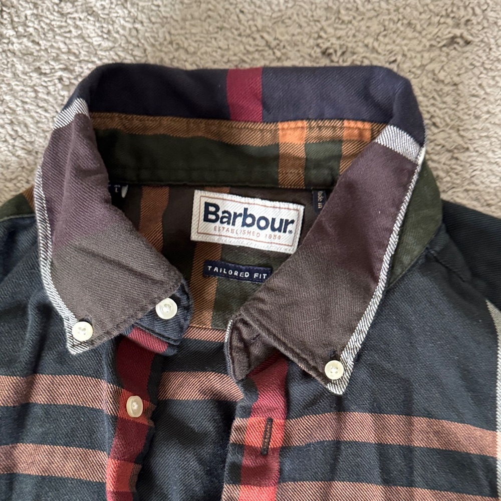 Barbour Men's Dark Plaid Button Down Shirt - Picture 2 of 6